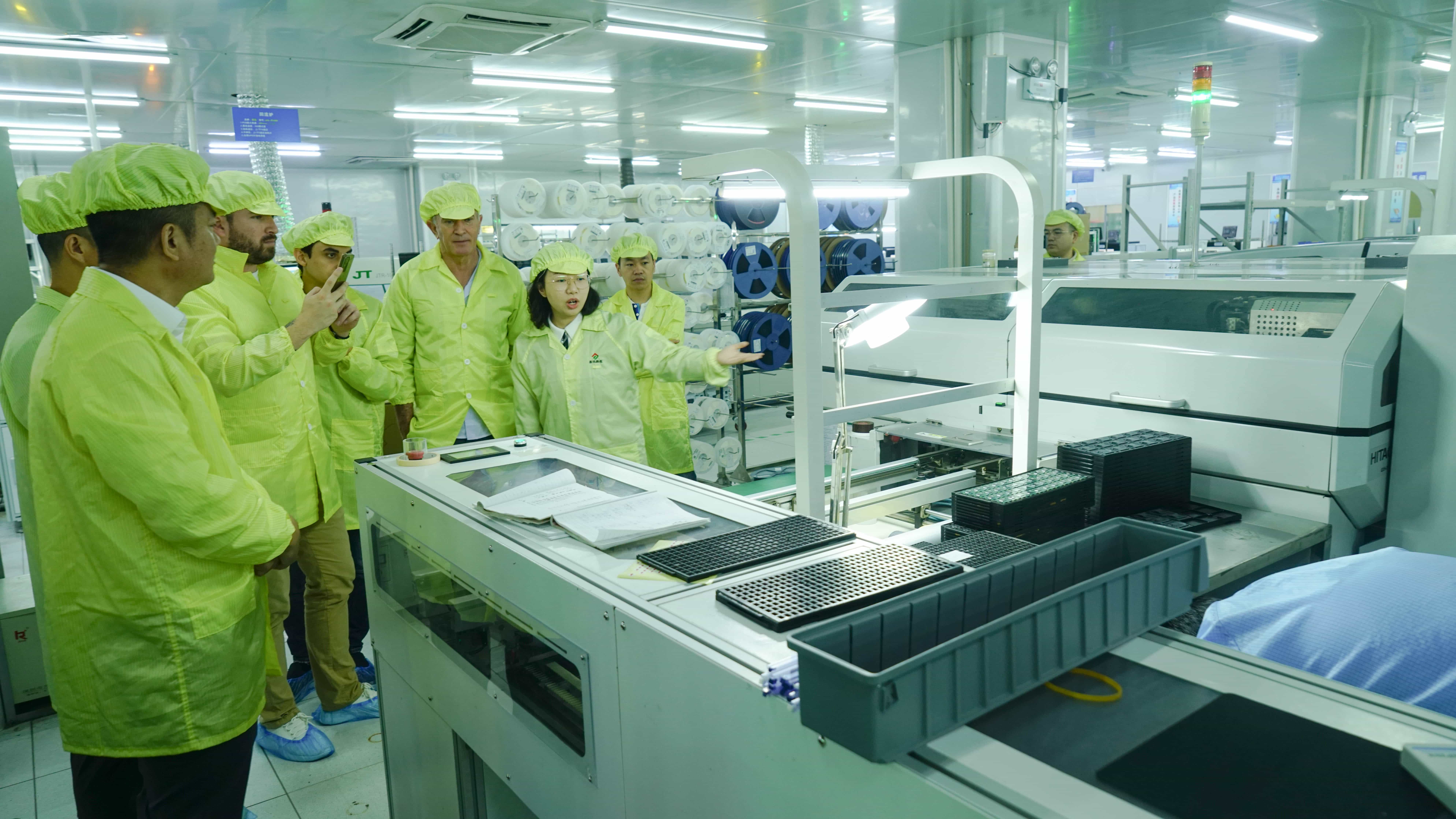 1763980483210299.jpg brazilian-client-visit-angxun-technology-manufacturing-rd (3).jpg