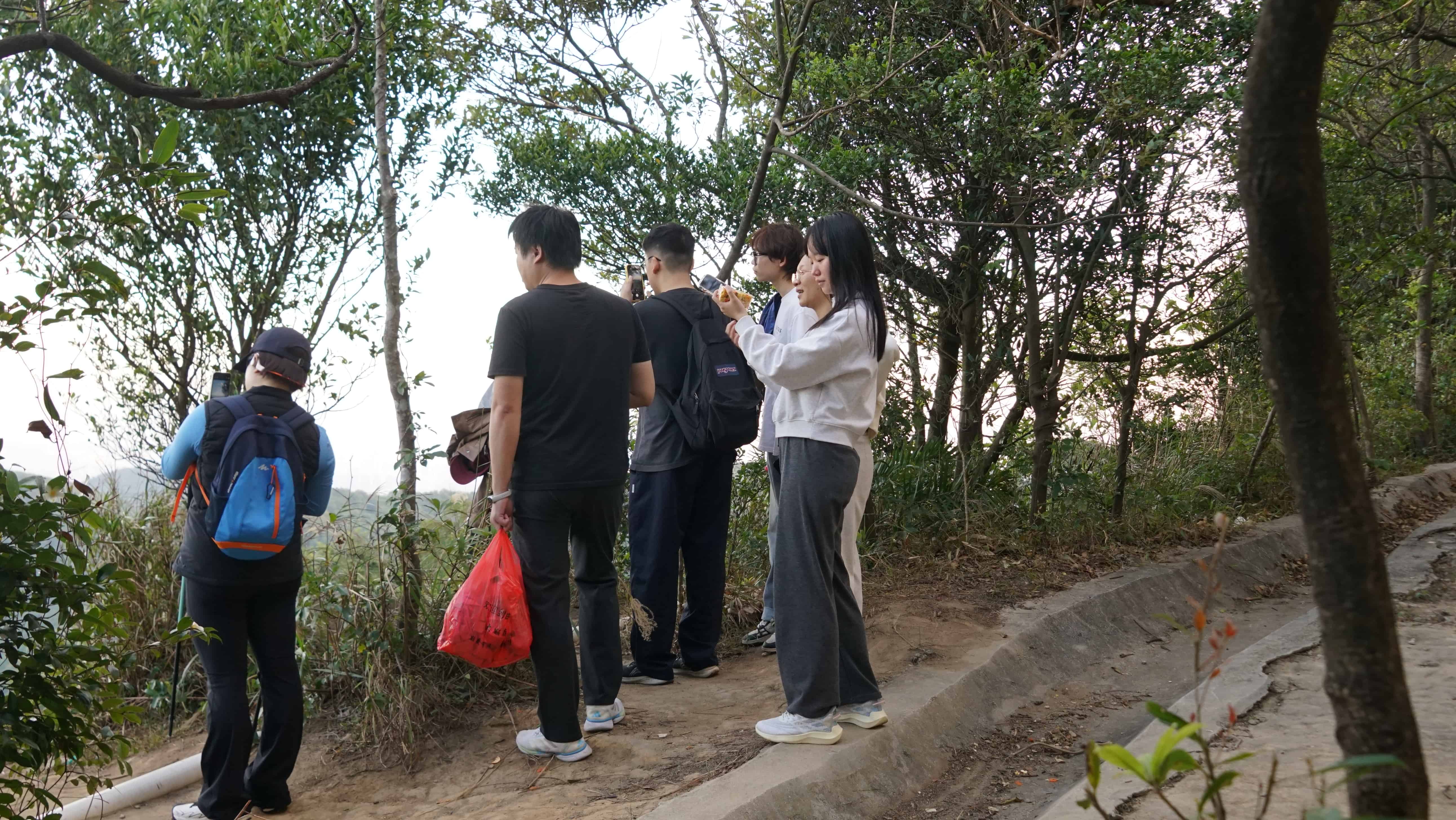 1764063734684365.jpg angxun-team-building-hiking-corporate-culture (3).JPG
